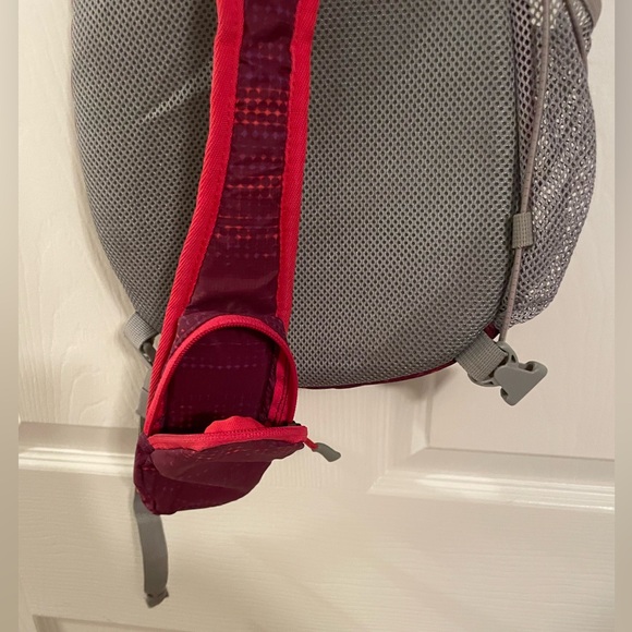 Eddie Bauer Shoulder Bag - Picture 4 of 7